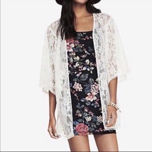 Express Lace Kimono
